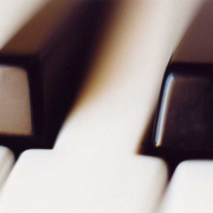 Photo of piano keys